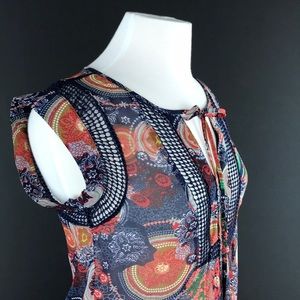 Daniel Rainn Floral Sleeveless Tie Front Blouse